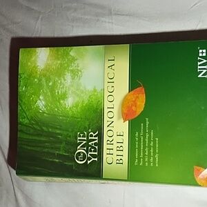 NWT One Year Chronological Bible NIV